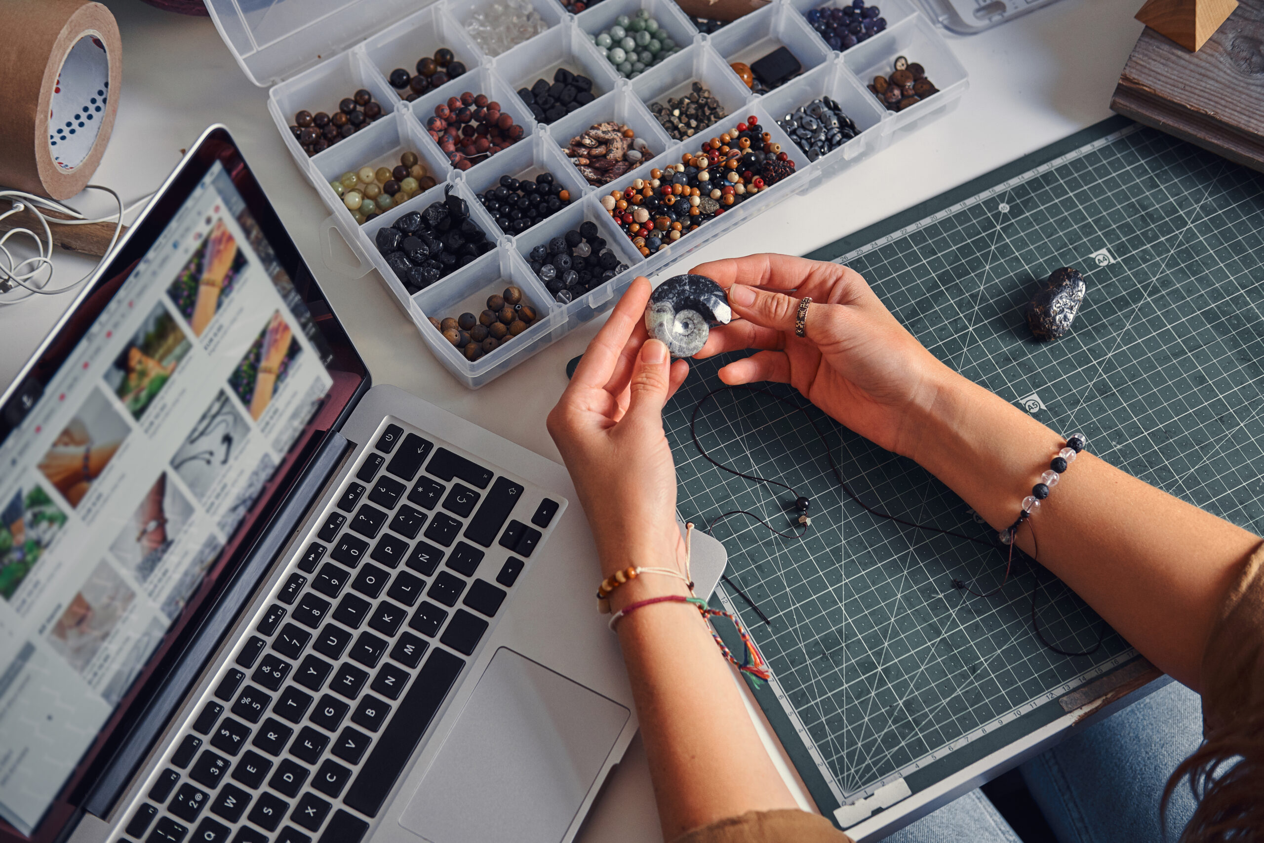 How to Spot a Fake Gemstone - the jewel hub